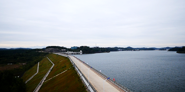 仙海湖大坝