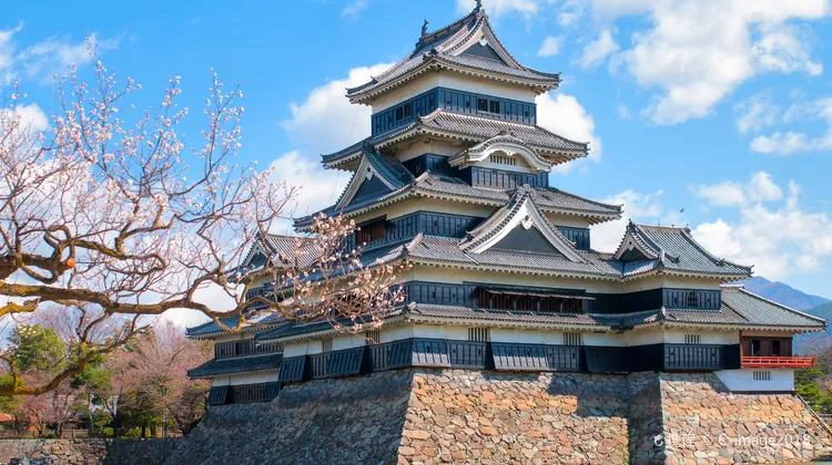 日本名古屋 松本市 飞驒高山 金泽 白川乡 下吕市7日自由行 私家专车专导 含包车接送机 4日包车游1晚松本 1晚金泽 1晚下吕温泉逛小京都高山游松本 城金泽兼六园览世遗白川乡