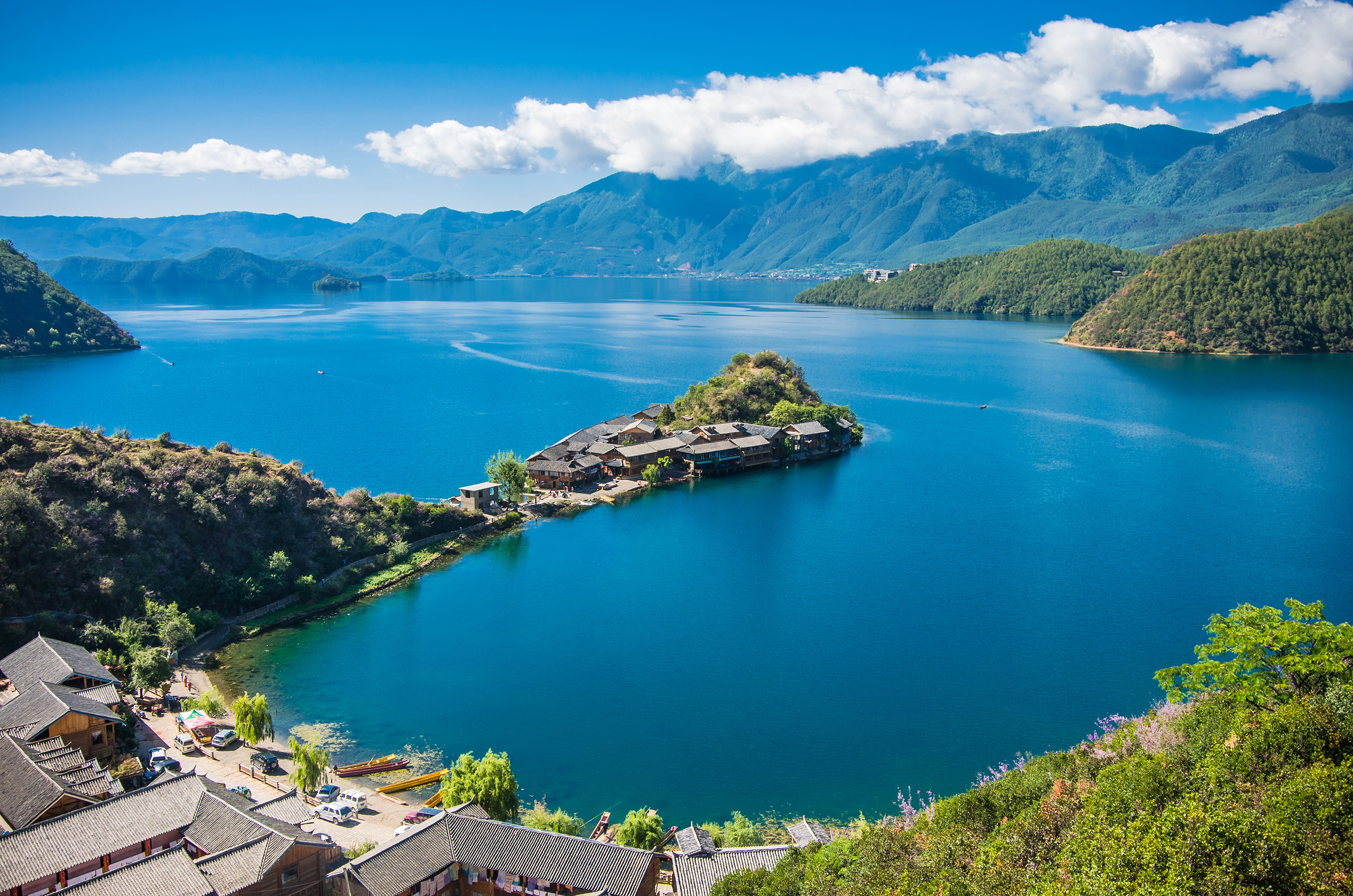 泸沽湖高清图片