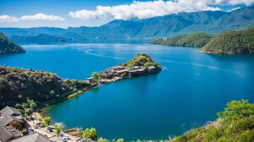 泸沽湖 里格观景台 时墨西