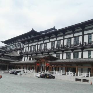 天台温泉山庄1-2晚 琼台仙谷门票,灵溪漫步,欣赏溪中堆叠的怪石与绿意