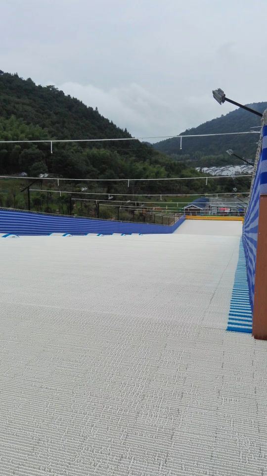 三角山四季滑雪场