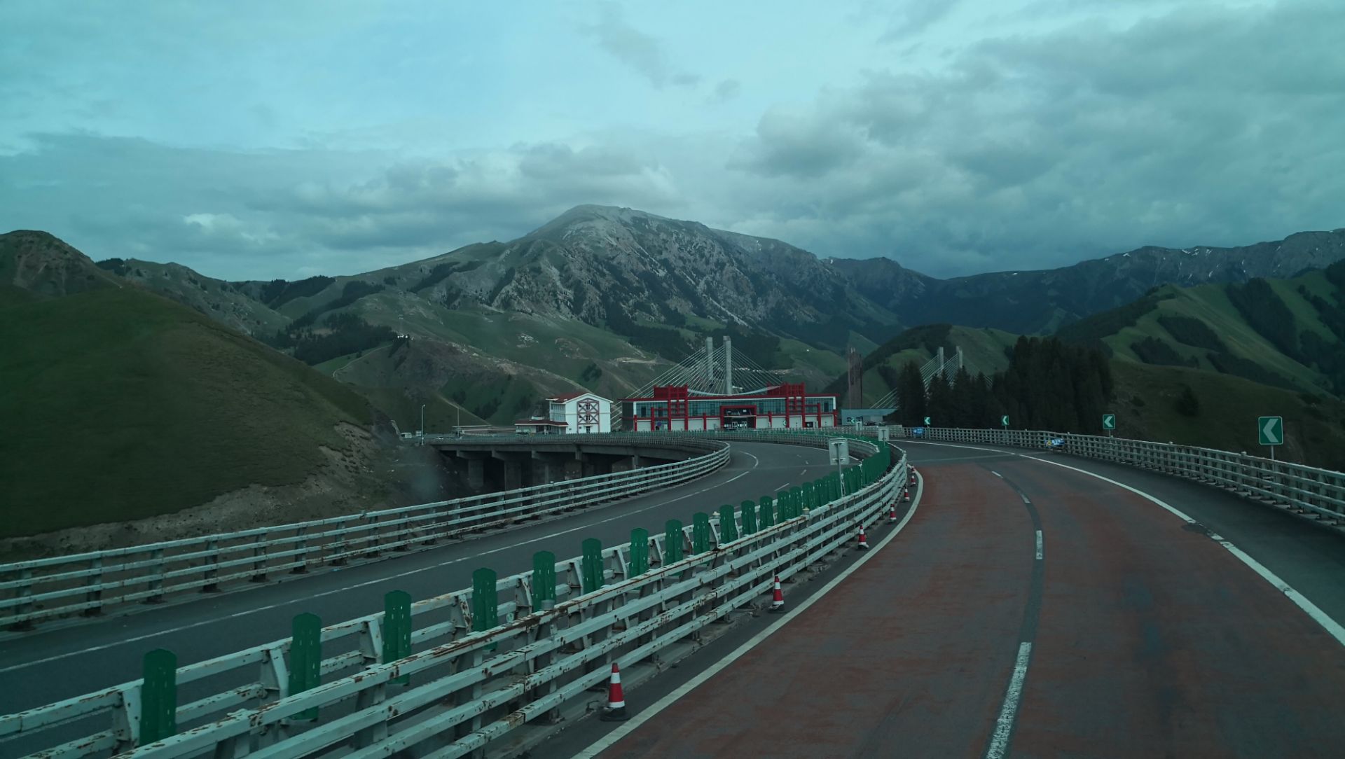 果子沟森林公园