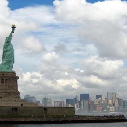美国纽约自由女神像一日游