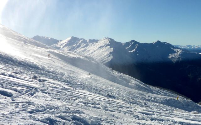三锥山滑雪场图片