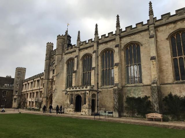 安格尔西修道院