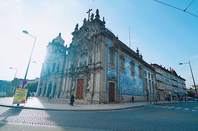 波尔图大学  详细地址:prala de gomes teixeira, 4099-002 porto