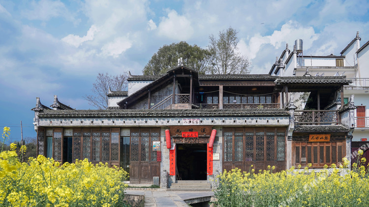 婺源花田溪·设计师艺术民宿1-3晚,思溪延村景区内酒店(婺源北线),可