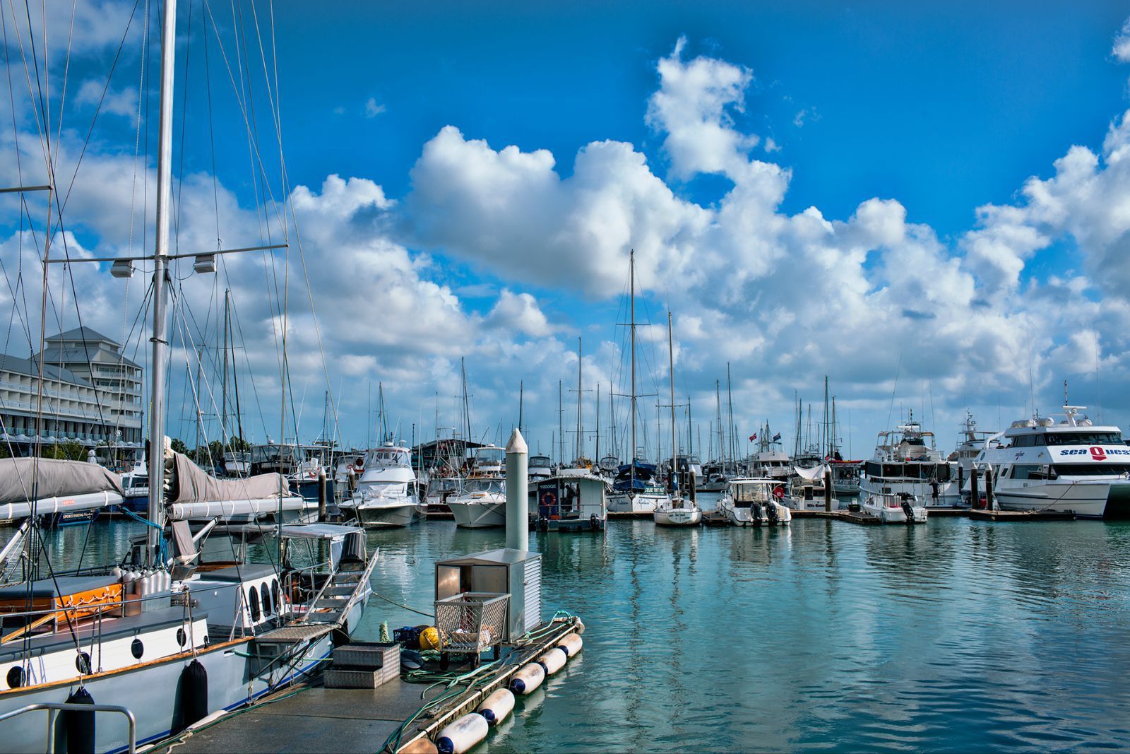 澳洲凯恩斯天空下的第一美差(2014)