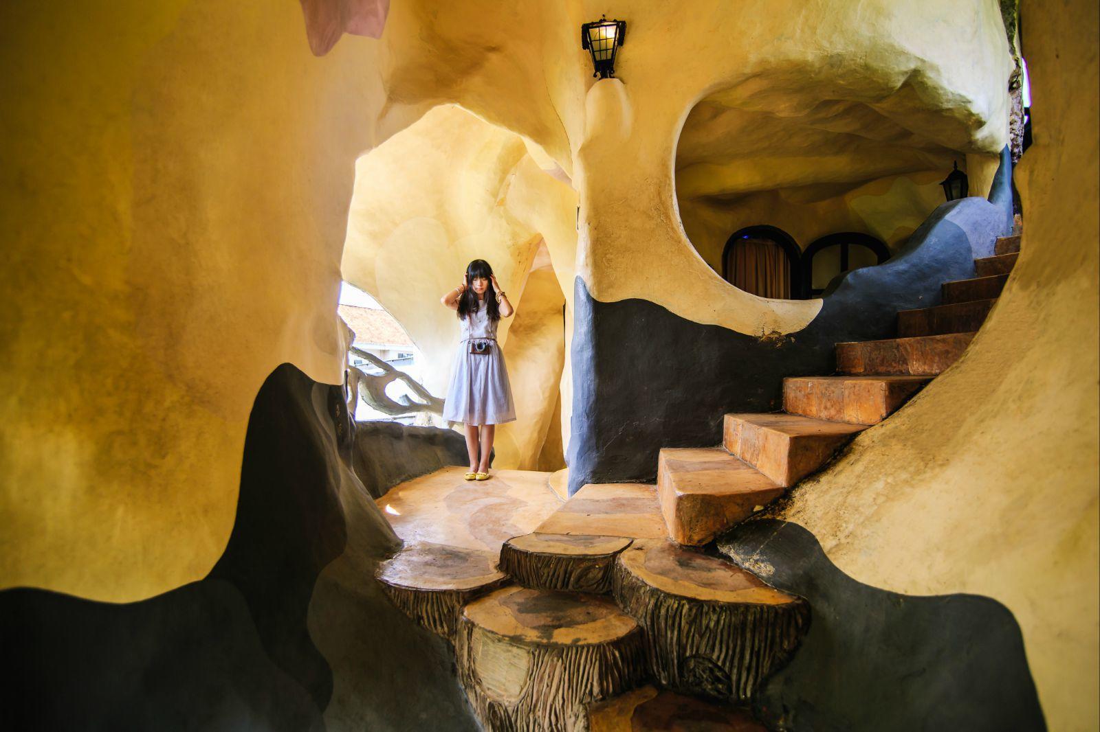 crazy house,大叻最著名的建筑,由前越南共和国总统的女儿nga设计.