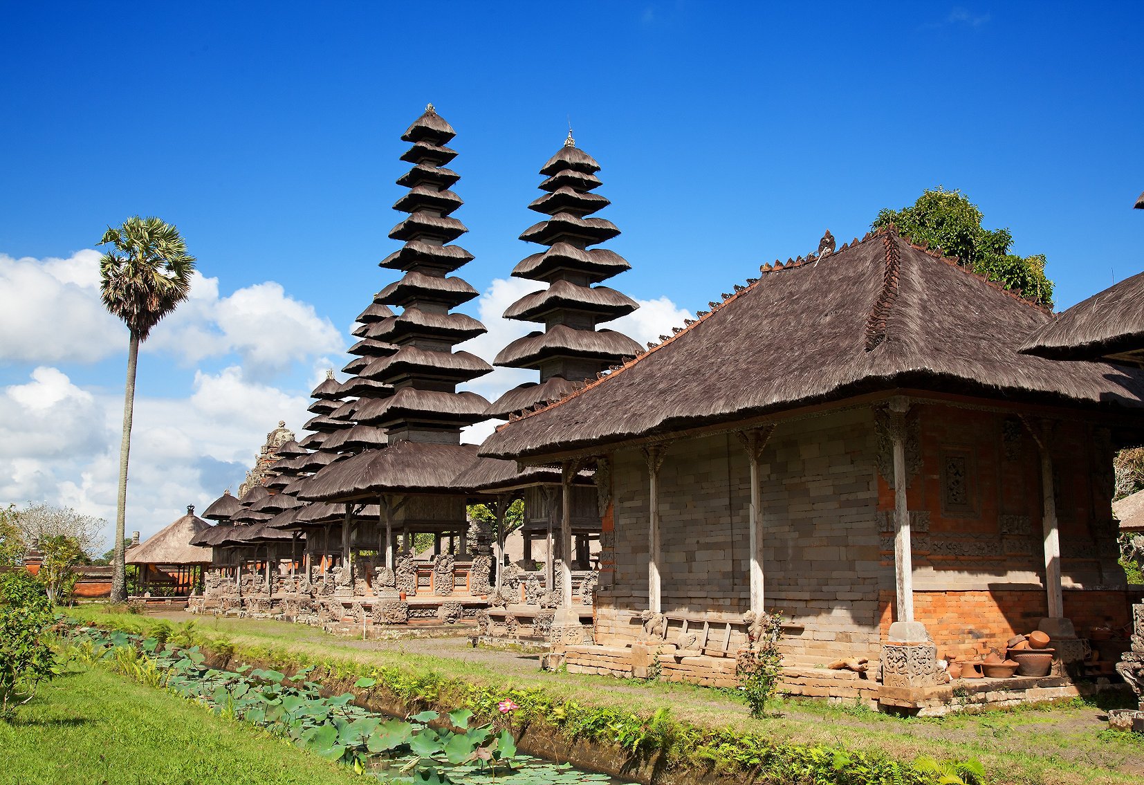 印度尼西亚巴厘岛蓝梦岛7日5晚跟团游