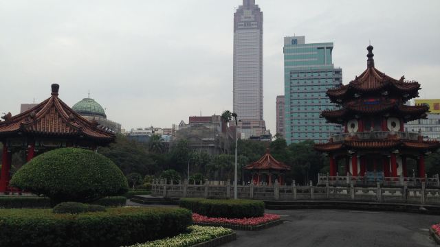 新光人寿保险摩天大楼