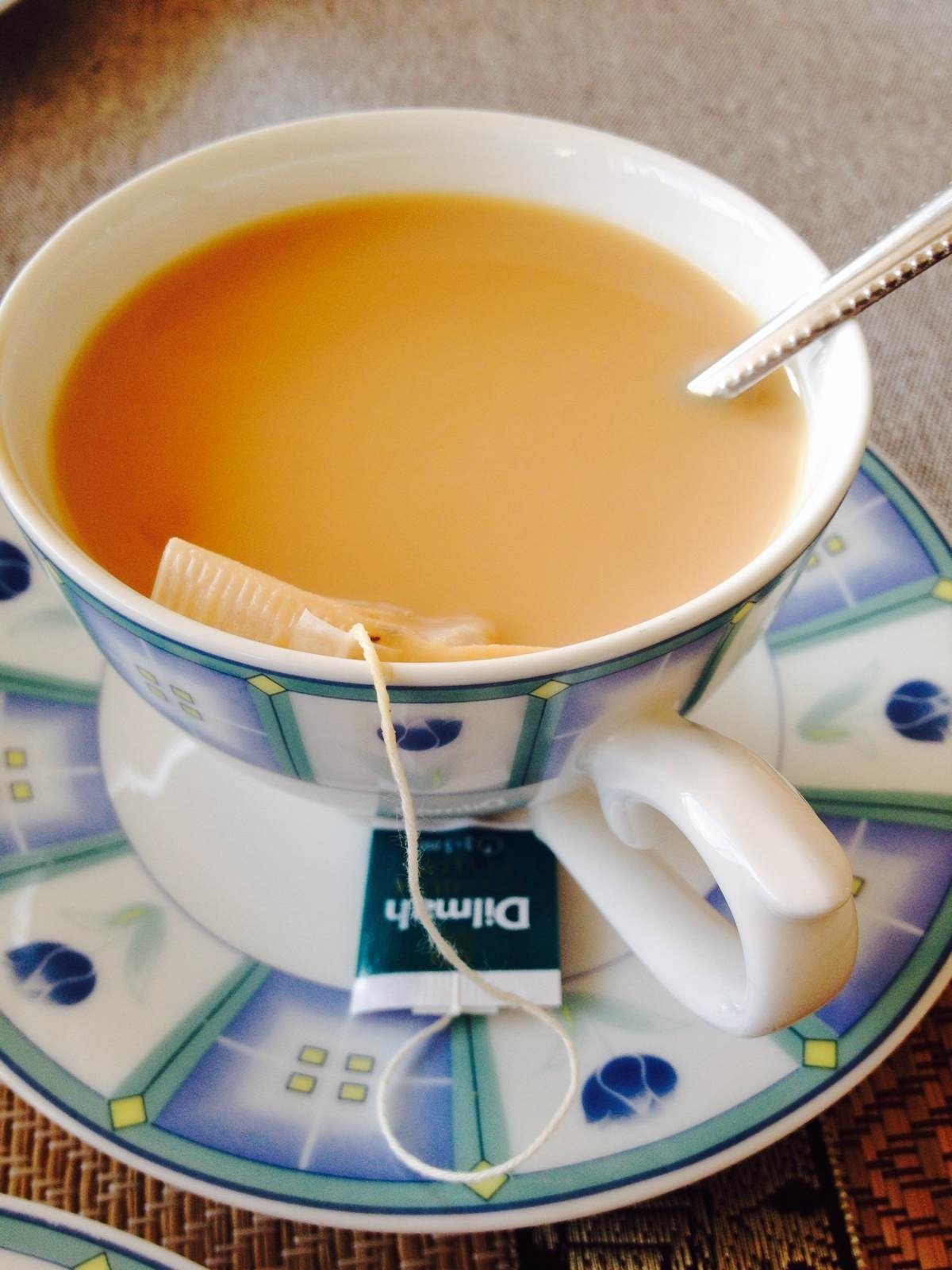 kandy汽车站有直达车,1路,起点站kandy,终点站negombo 2.