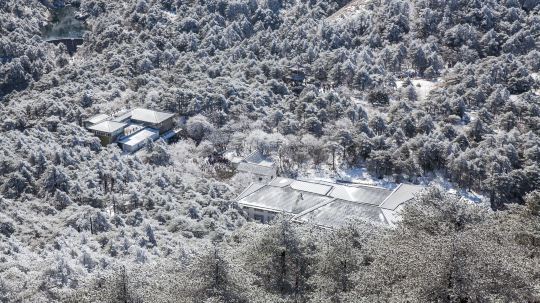 安徽省黄山市——黄山风景区——天海——白云宾馆