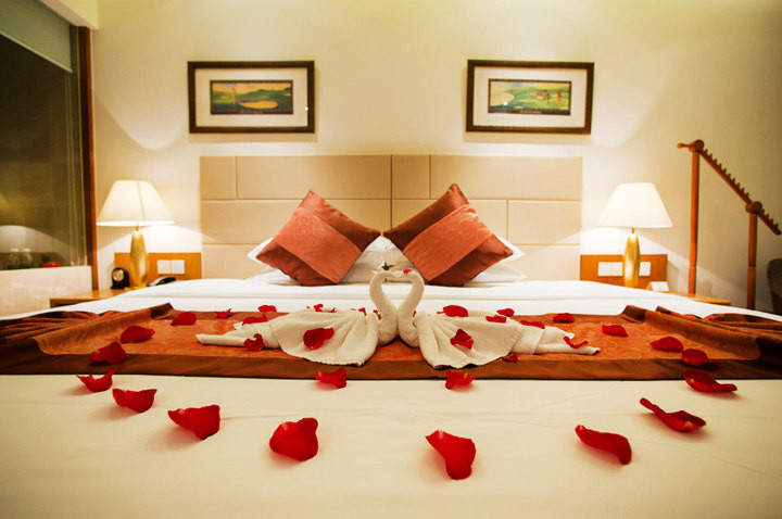    三亚明申高尔夫度假酒店蜜月房