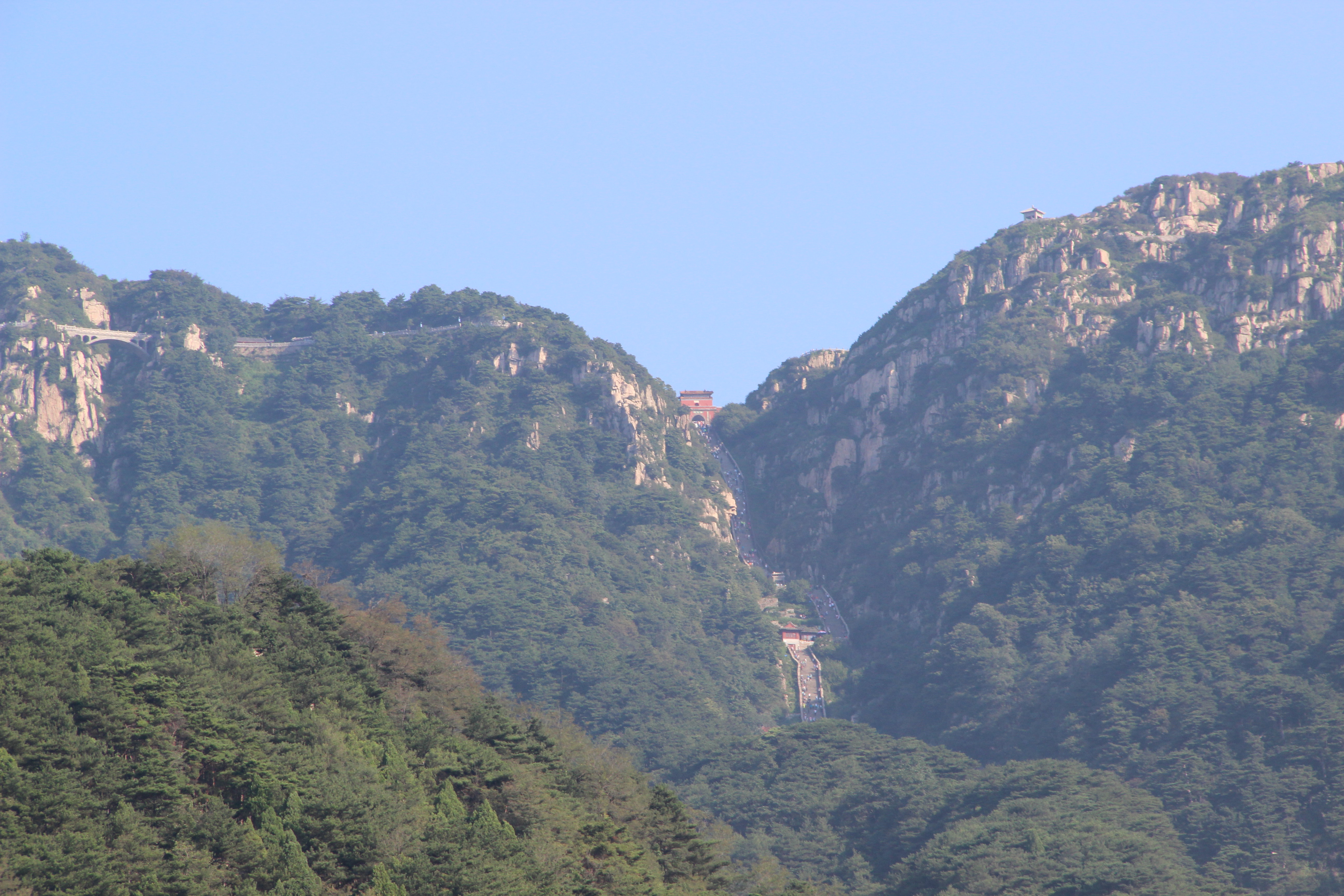 遙望南天門 泰山風景區