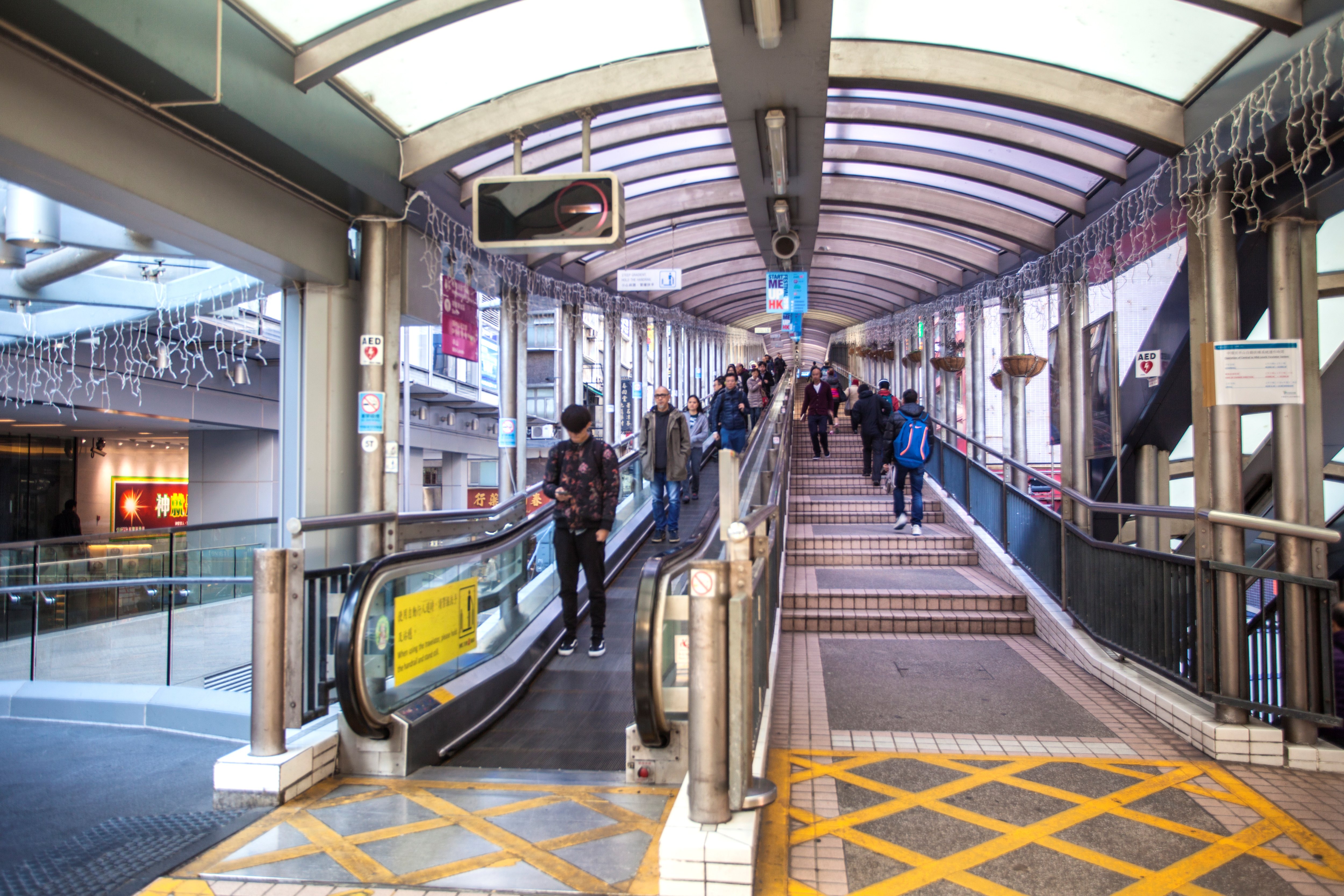 中环至半山自动扶梯pmq有很多值得买的小玩意儿或是艺术品,当然了