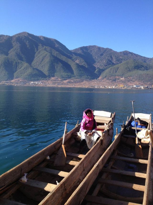 风景要不要这么好,水清澈见底,完全没有人为破坏,这里呢大多是摩梭族