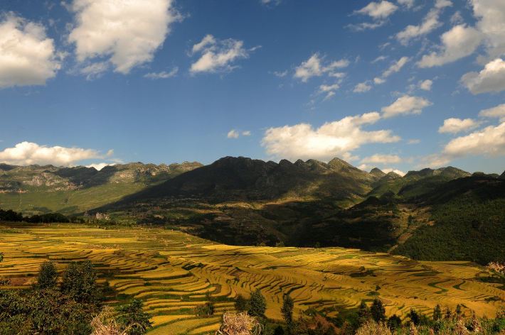 宣威八景,宣威东山,宣威市貌_大山谷图库