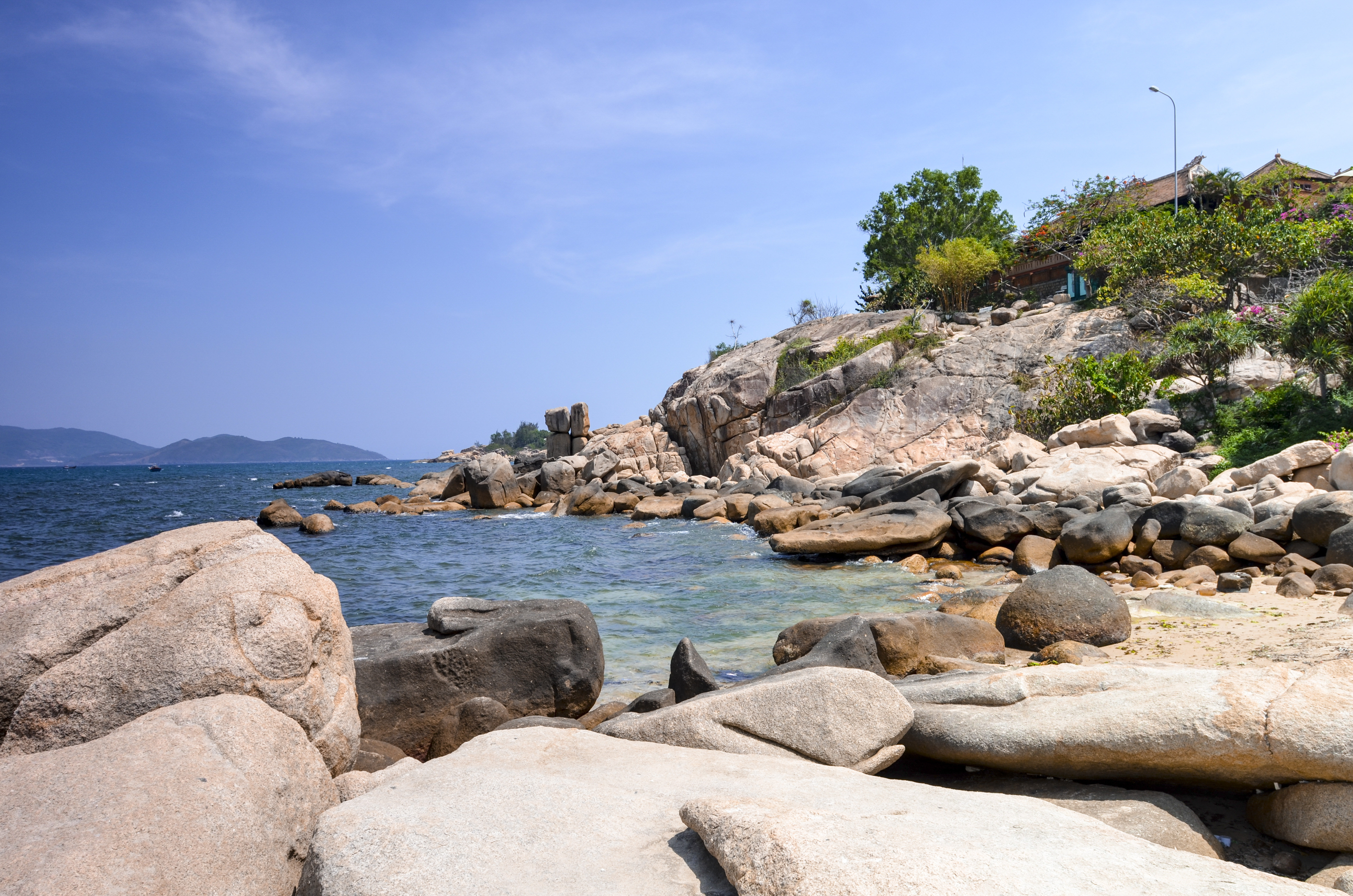越南胡志明市美奈大叻芽庄9日8晚私家团