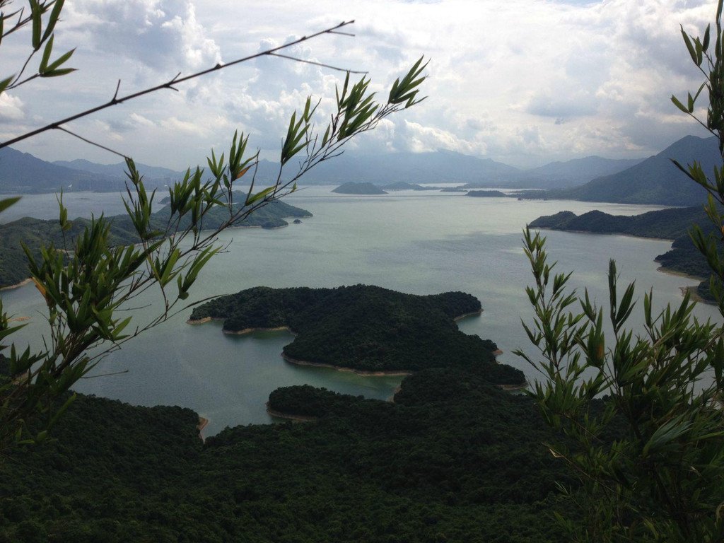 徒步船灣淡水湖,烈日之下環遊21km