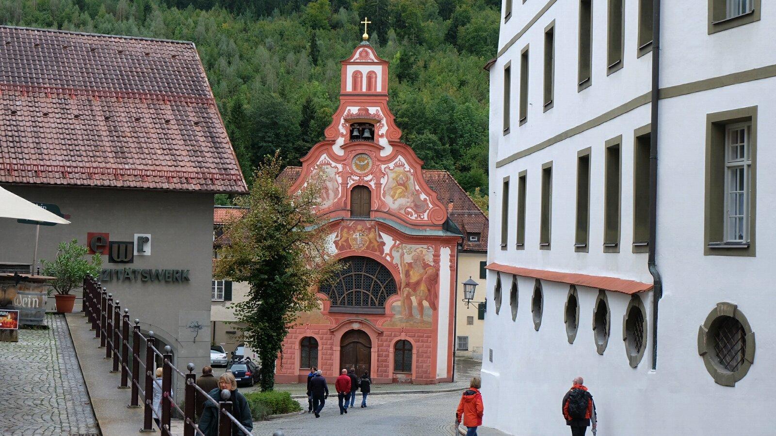 河边的小教堂. 菲森