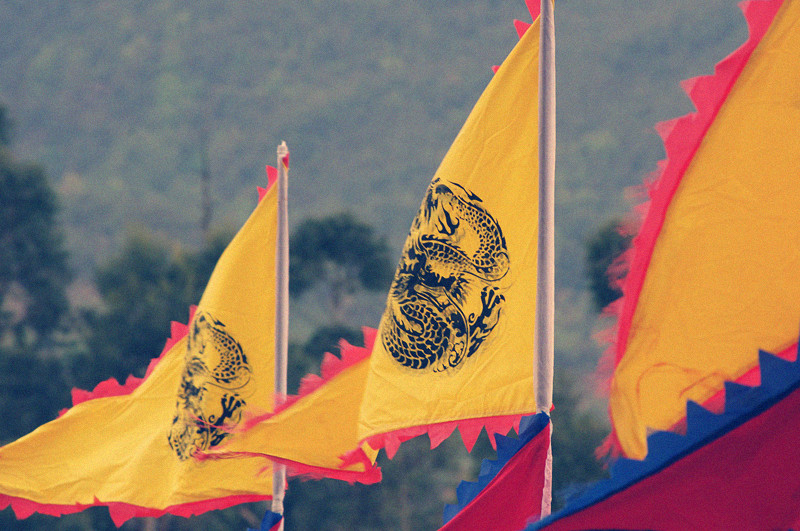 飘扬的龙旗,曾经的大理古国,如今,你是否还有当初模样. 大理城门