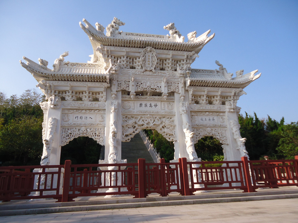 随手拍之普陀万佛宝塔牌坊