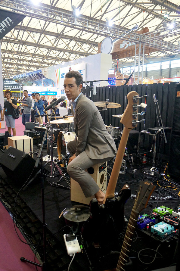 2014上海国际乐器展,走走拍拍.