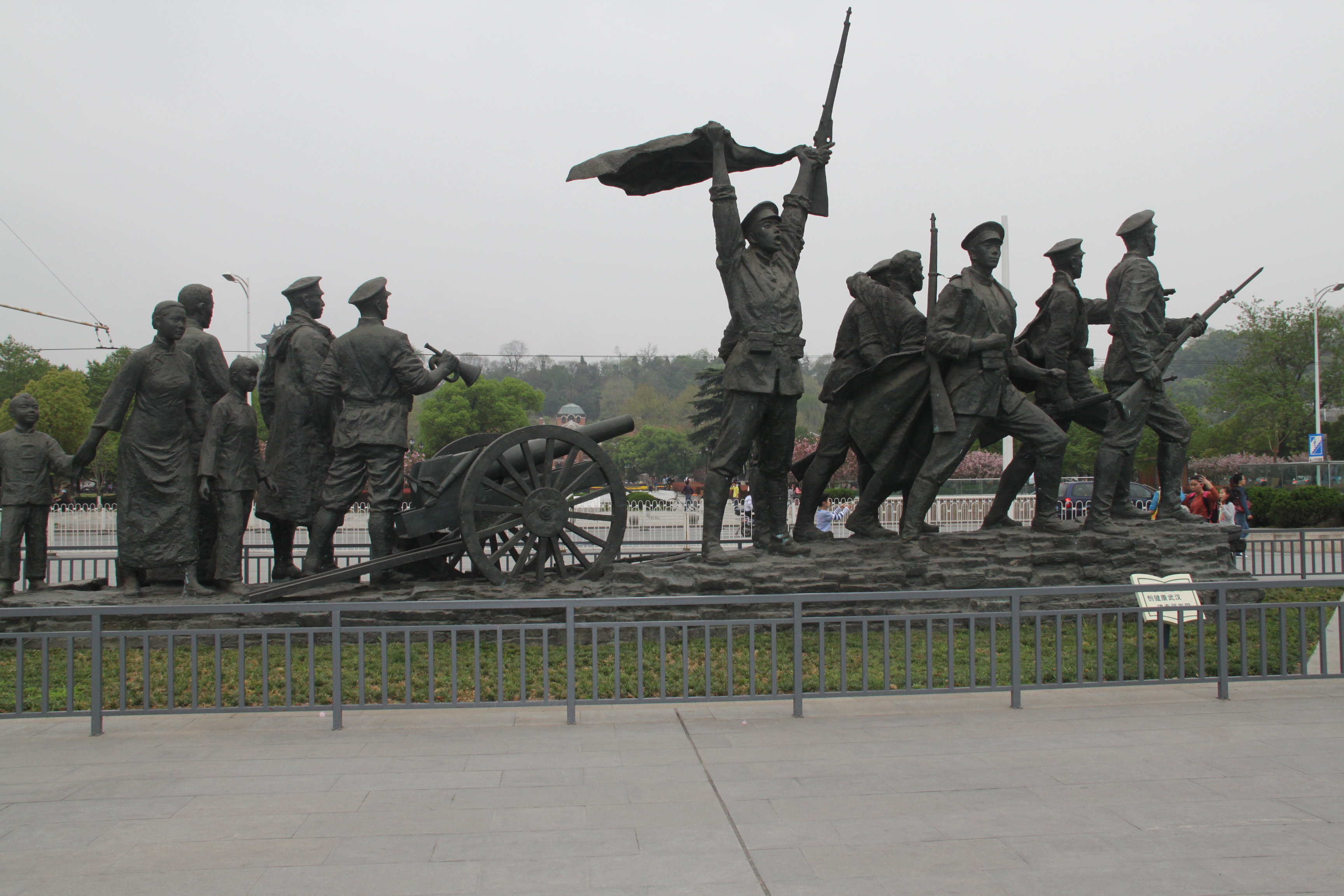 一夜春风来,万树樱花开(武汉赏樱记)
