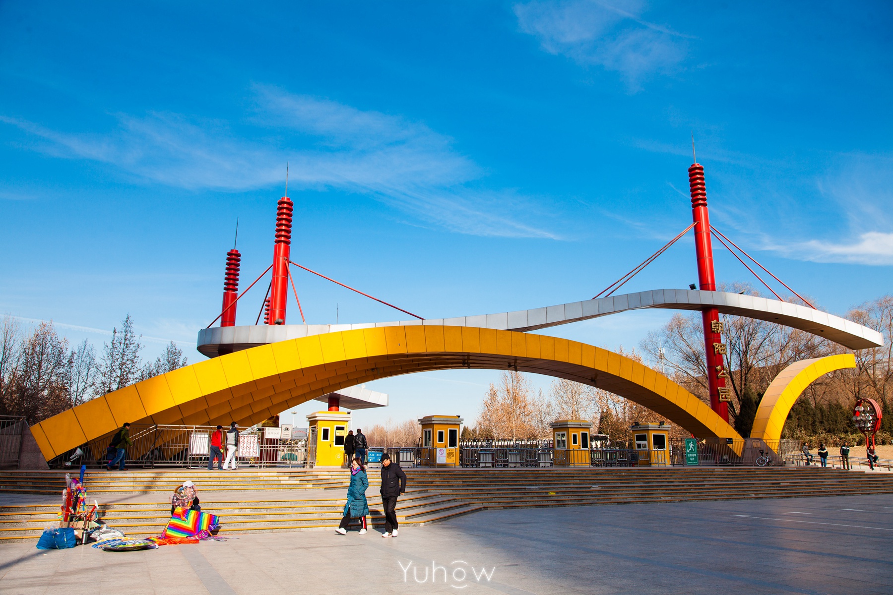 北京朝阳公园南门图片