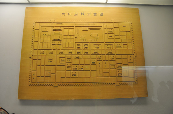 这是西夏王朝皇都兴庆府(今银川)的示意图