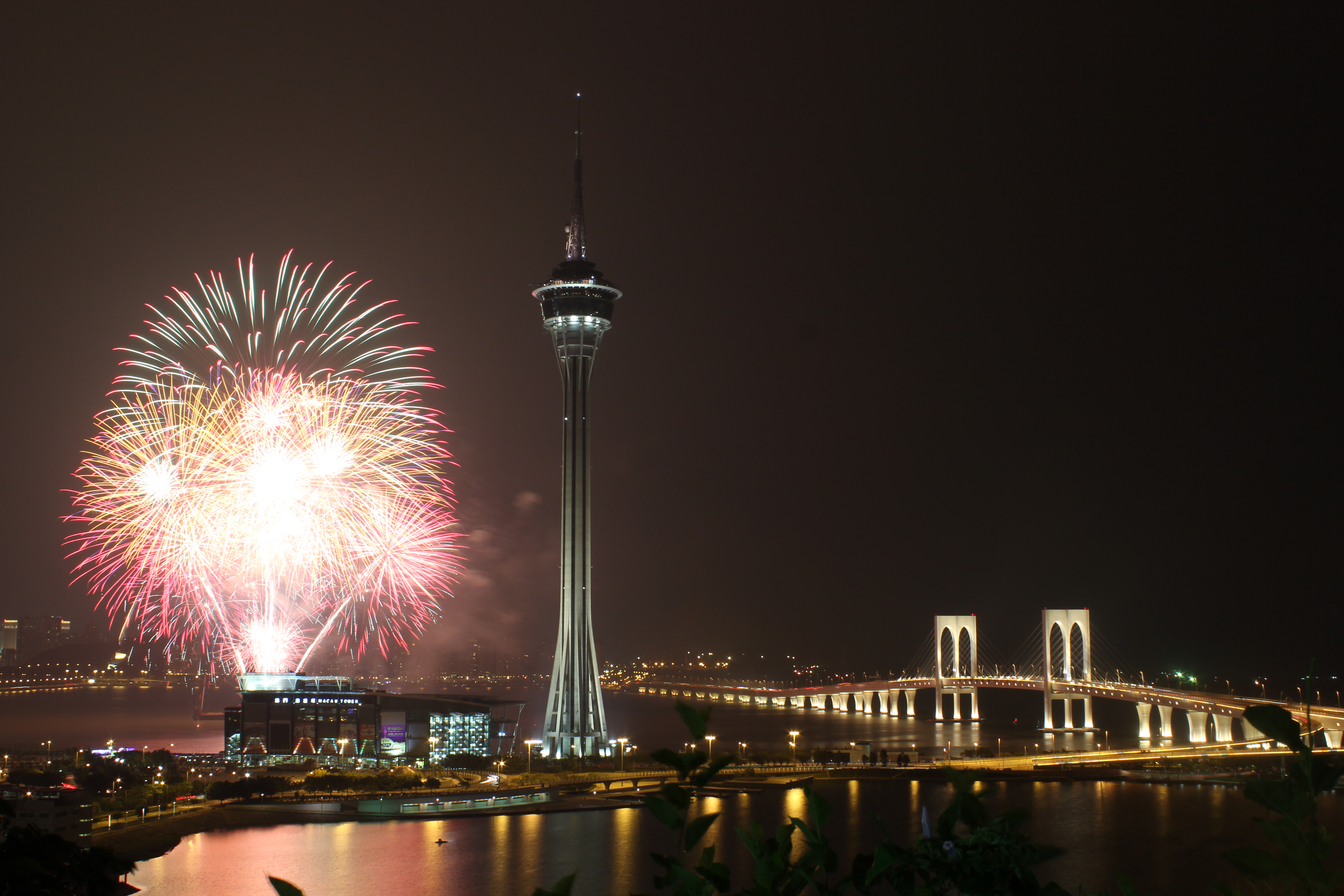 随手拍!澳门观光塔-烟花