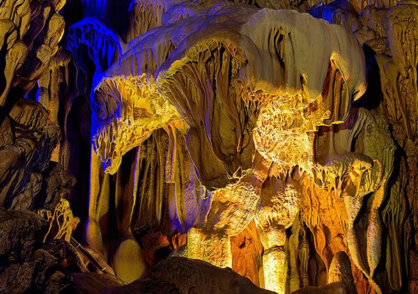 【洞穴探秘】桂林芦笛岩(reed flute cave)